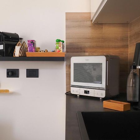 Charming Studio In The Heart Of China Town มิลาน ภายนอก รูปภาพ