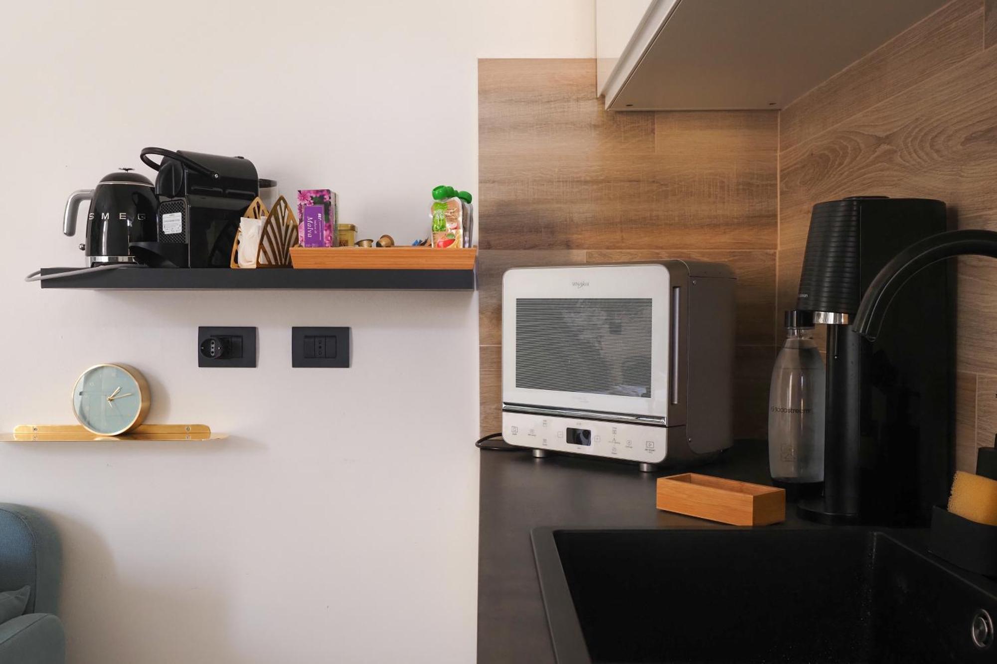 Charming Studio In The Heart Of China Town มิลาน ภายนอก รูปภาพ